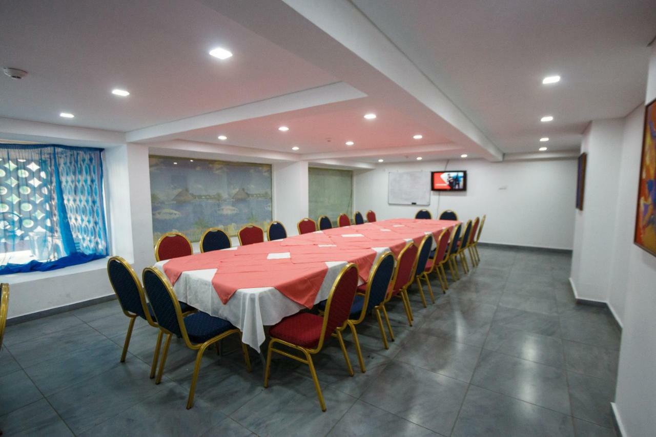 Hotel Santa Cruz マプト エクステリア 写真